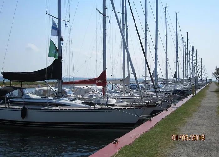 Hafenidylle-orth-auf-fehmarn *