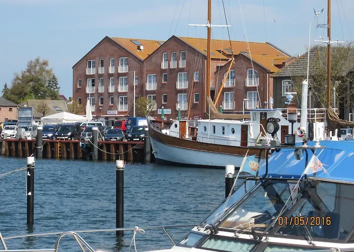 Hafenidylle-orth-auf-fehmarn